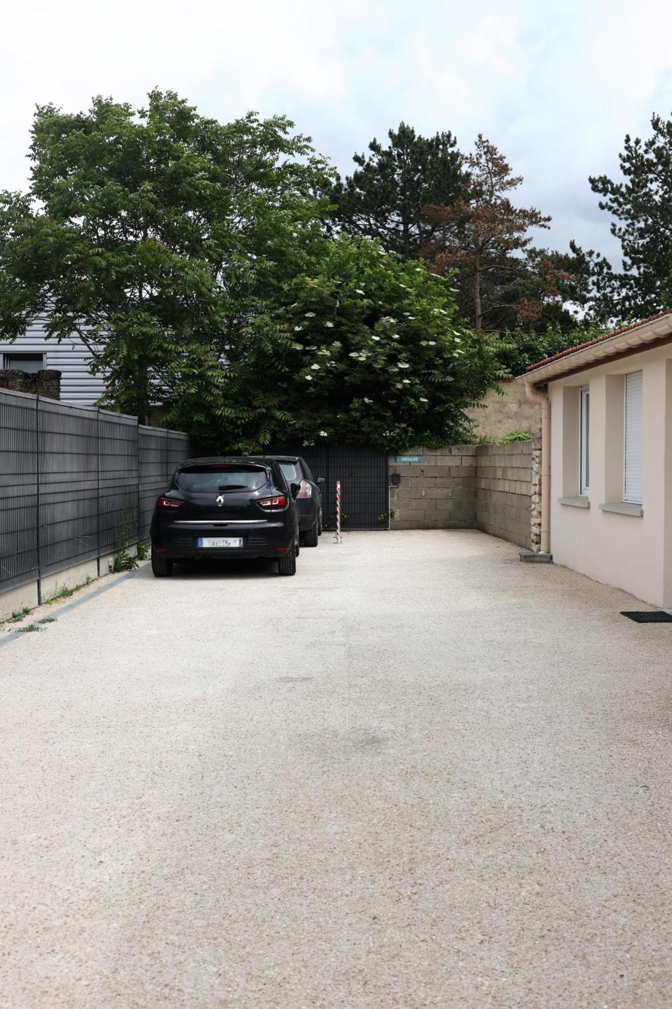 L'Equinoxe - Parking Prive - Zapart'Hotels Malesherbes Zewnętrze zdjęcie